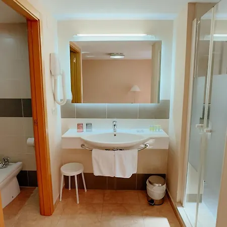 Anna Hotel