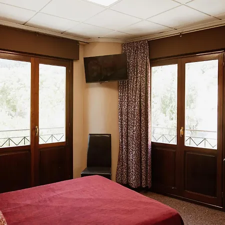 Anna Hotel
