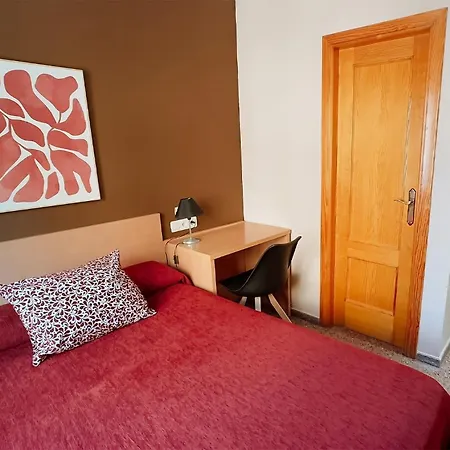 Anna Hotel 2*