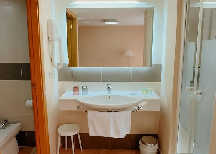 Anna Hotel